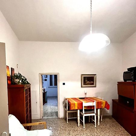 Rooms For Rent Livorno-Center Exterior photo