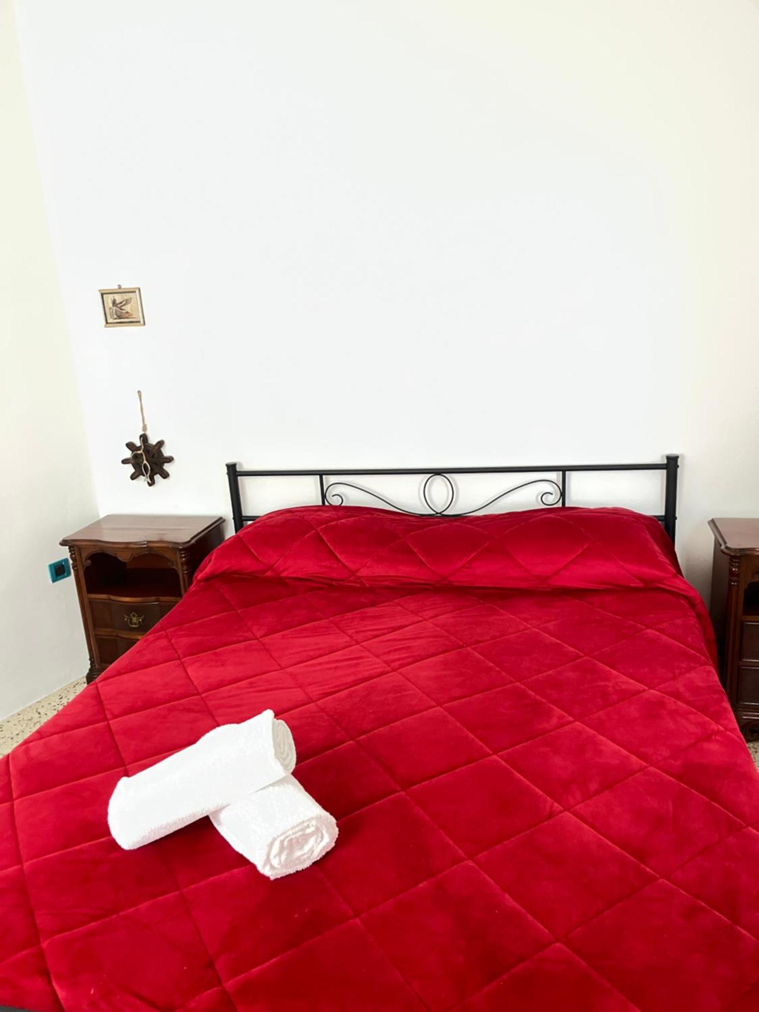 Rooms For Rent Livorno-Center Exterior photo